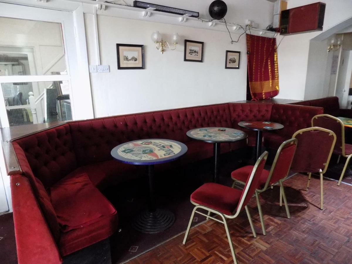 Pleasure Hotel By The Beach. Blackpool Bagian luar foto